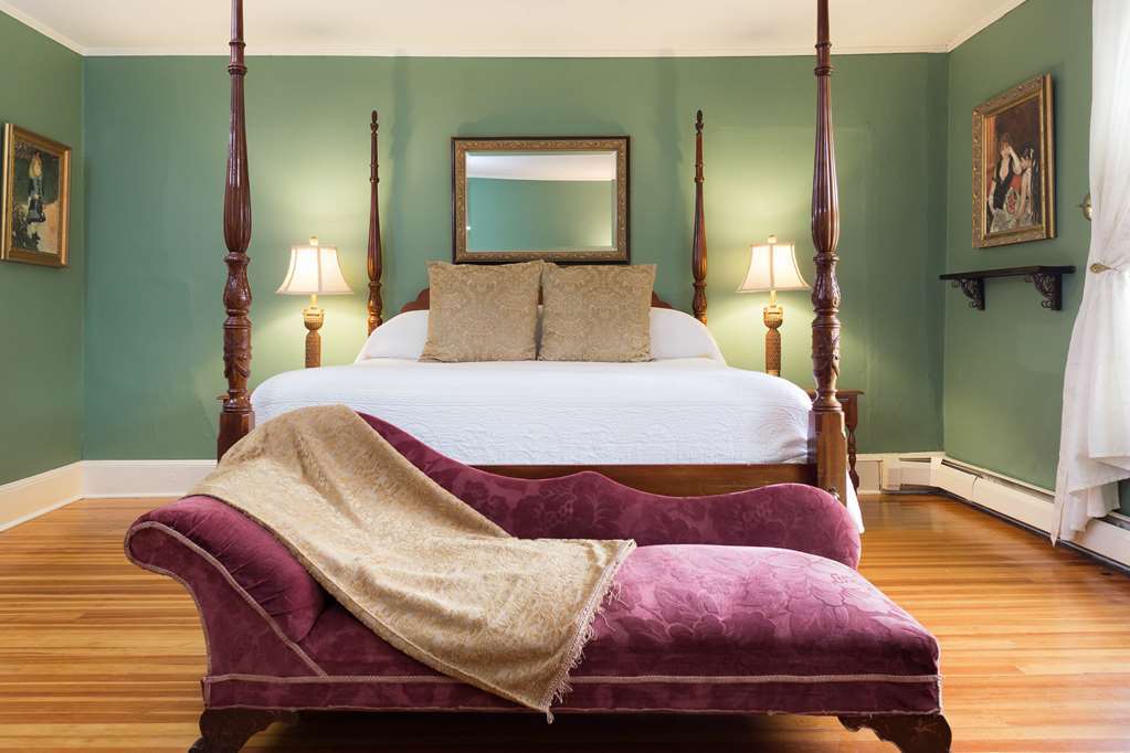 Inn Seven Hills 4*